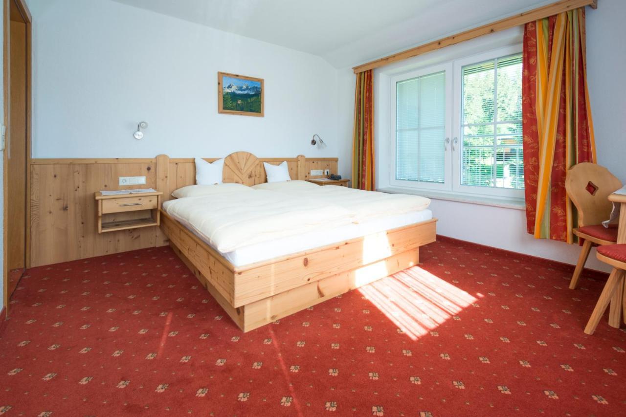 Hotel Alpengasthof Fichtenheim à Ramsau am Dachstein Extérieur photo